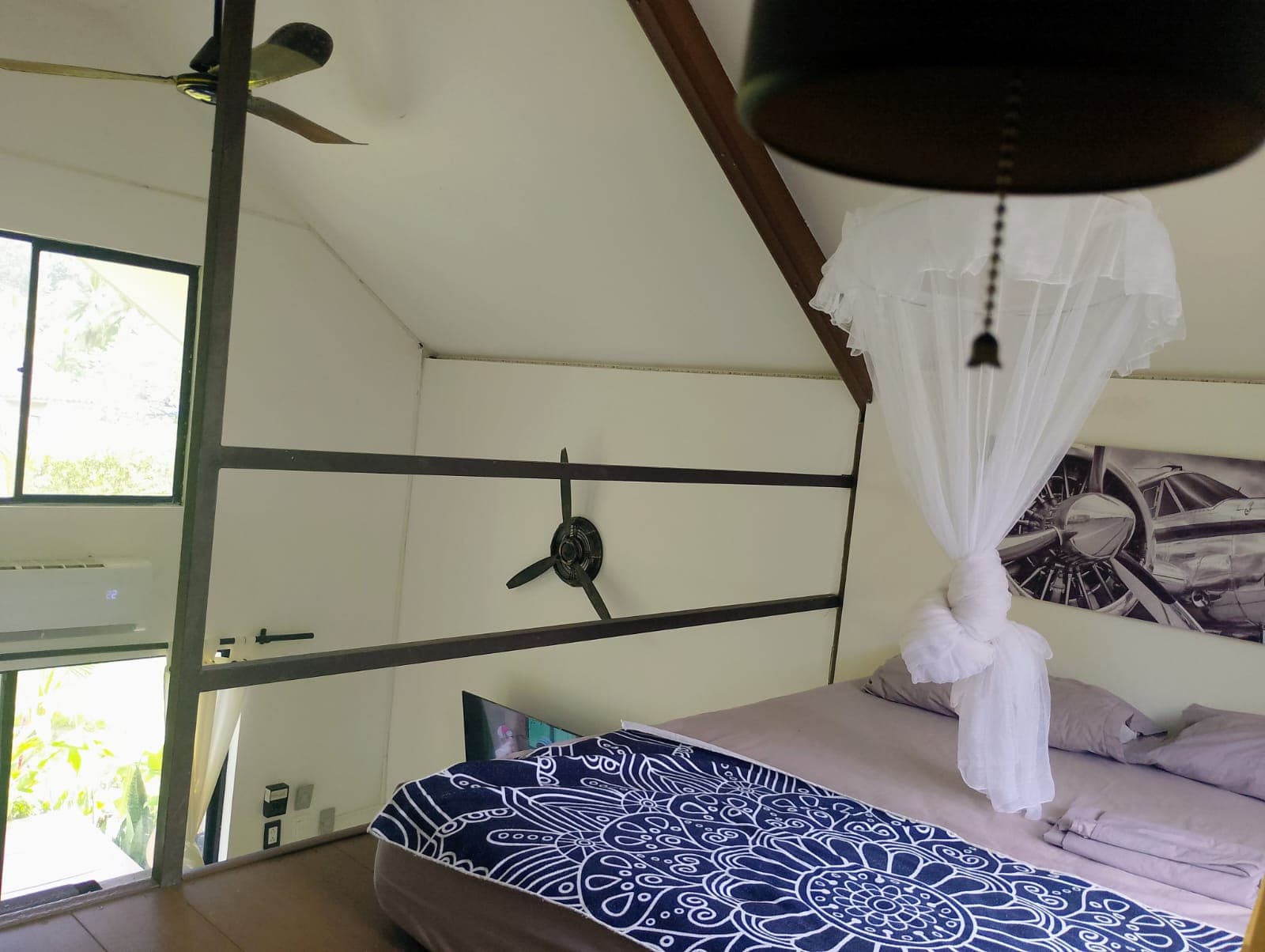 The Captain's Cabin — propeller and mosquito net